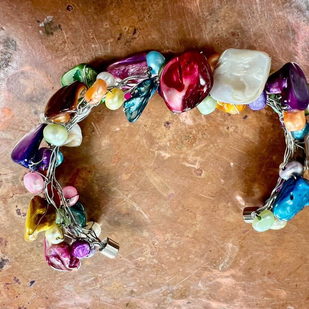 SALE! Multi-color Beaded Bracelet w/Magnetic Clasp - Picture 4 of 8
